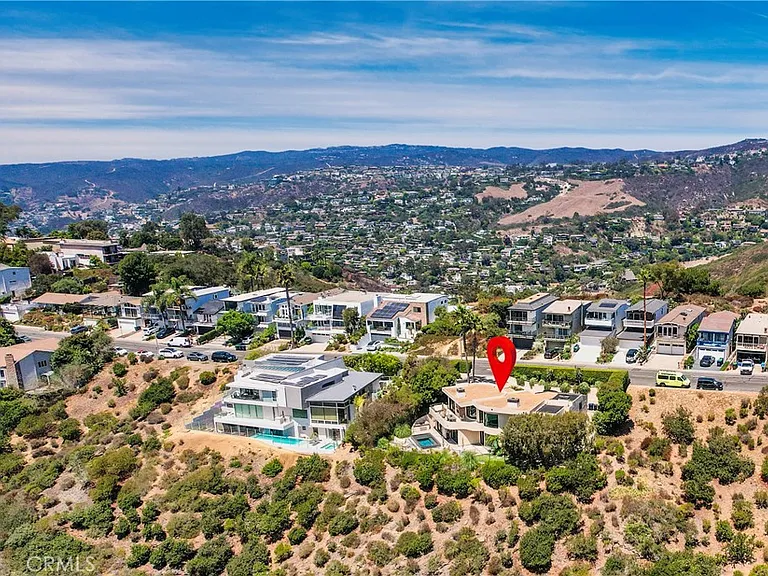 1725 Del Mar Ave — Photo 44