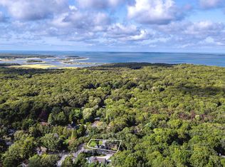 471 Old Stone Hwy, East Hampton, NY 11937