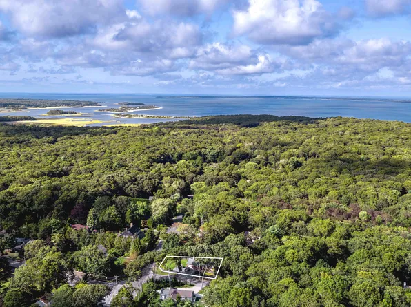 471 Old Stone Hwy, East Hampton, NY 11937