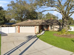 211 Marcum Trace Dr, Lakeland, FL 33809