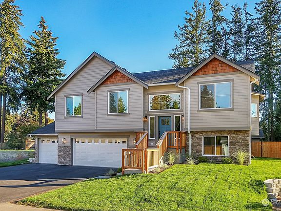3rd image of 16704 60th Avenue W
