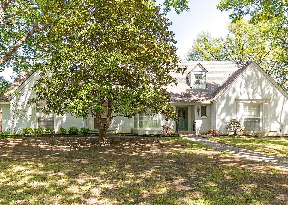 1st image of 1214 Chippewa Dr