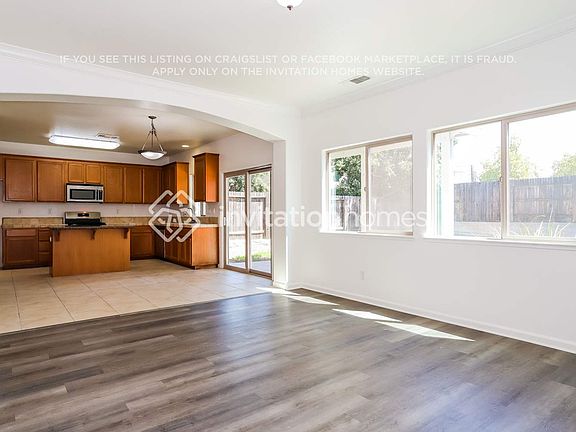 5th image of 1346 La Guardia Cir