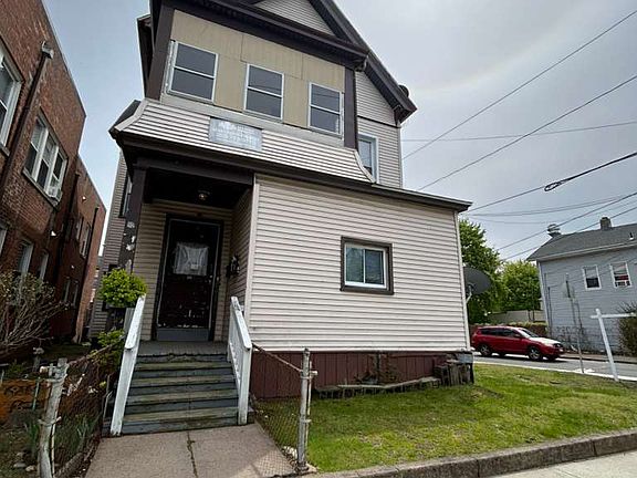 2nd image of 92 Sylvan Ave #A2
