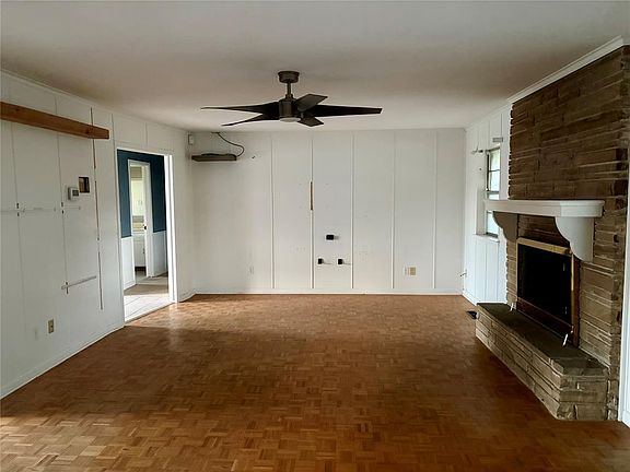 4th image of 4116 NW 61st Ter
