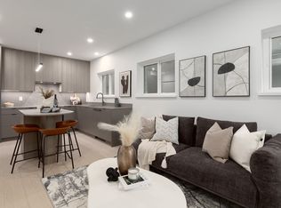 2329 E 34th Ave #201, Vancouver, BC