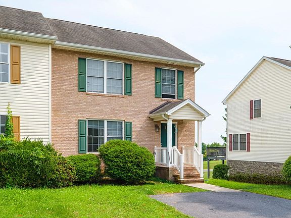 2nd image of 2858 Prairie Ln