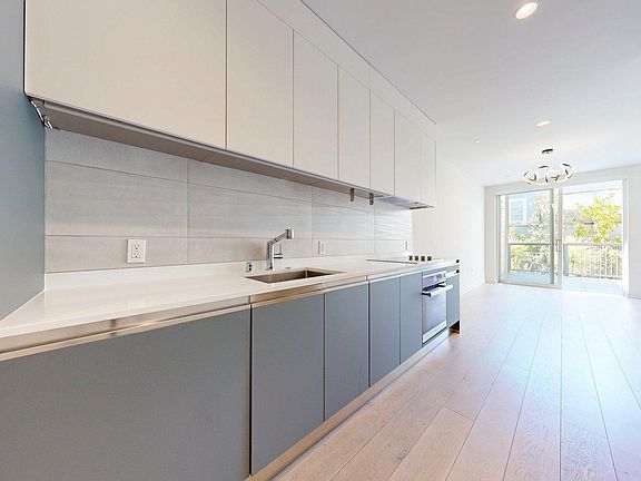 2nd image of 606 Capp St #203