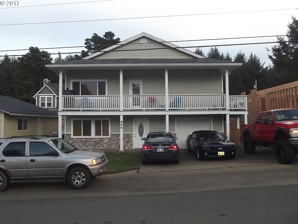 1st image of 604 SE Jetty Ave