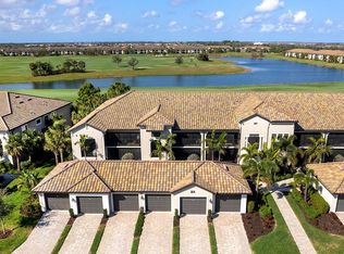 5674 Palmer Cir #202, Bradenton, FL 34211