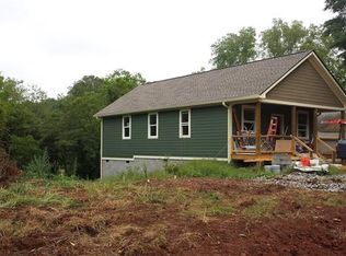 145 Maple Ridge Rd, Candler, NC 28715