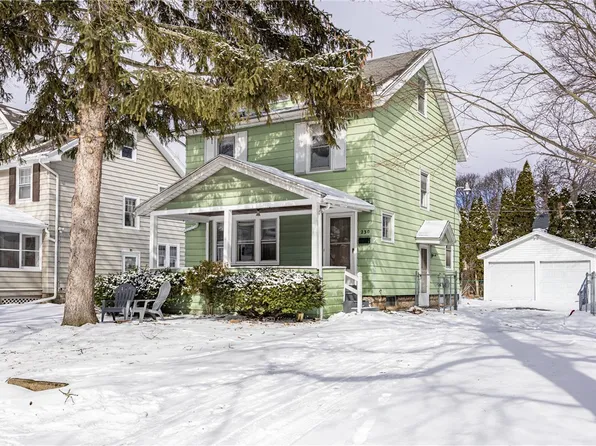 230 Farmington Rd, Rochester, NY 14609
