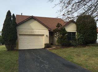 6 Avon Ct, Marlboro, NJ 07746