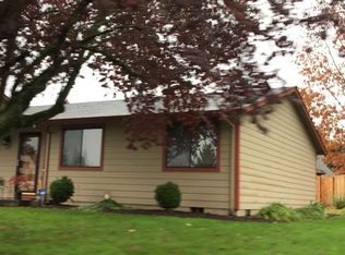 864 Meadowvale Ln, Woodburn, OR 97071