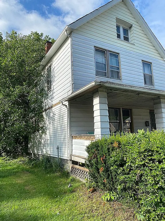 10808 Sprague Ave photo 1