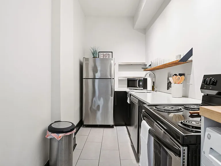1232 W Washington Blvd — Photo 12