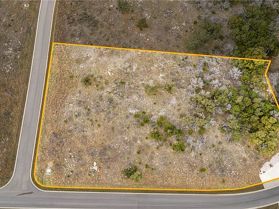 5th image of 94 Hidden Oaks Dr