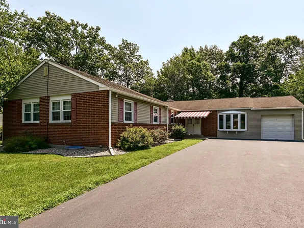 2532 Dartmouth Woods Rd, Wilmington, DE 19810