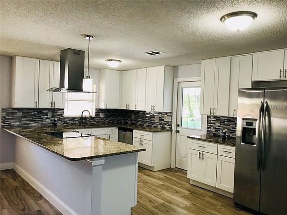 5th image of 1517 Moss Ave