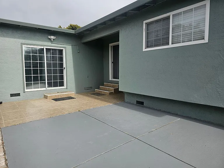 967 Kern St — Photo 16