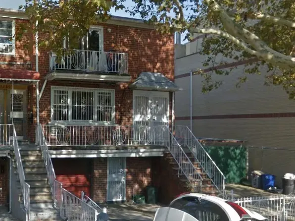 8656a 20th Avenue image 1 of 1