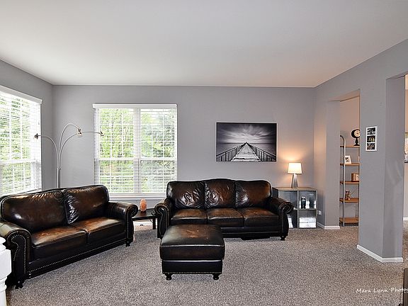5th image of 1105 Village Center Pkwy
