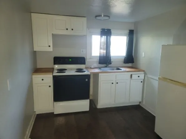 214 Thompson Street, 214 Thompson St APT 3, Latrobe, PA 15650