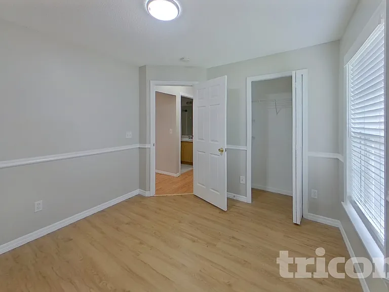 2438 Pine Chase Cir — Photo 11