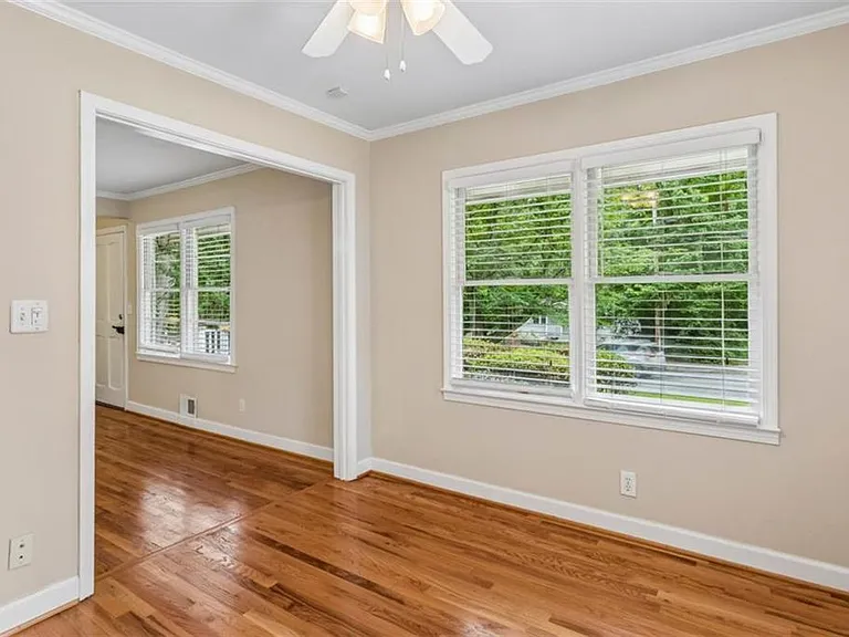 1910 La Dawn Ln NW — Photo 10