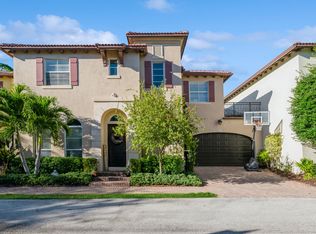 131 Via Palma Ln, Boca Raton, FL 33487