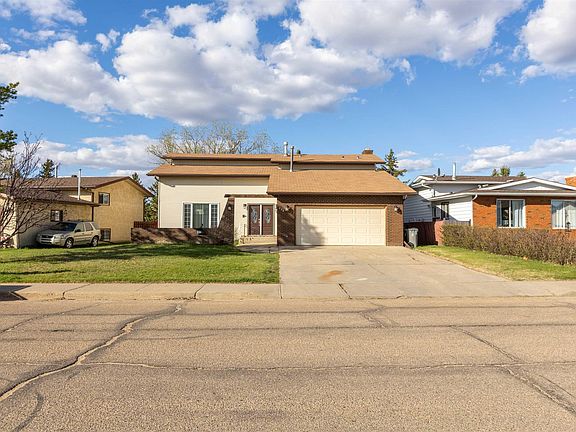 3rd image of 230 Grandin Dr