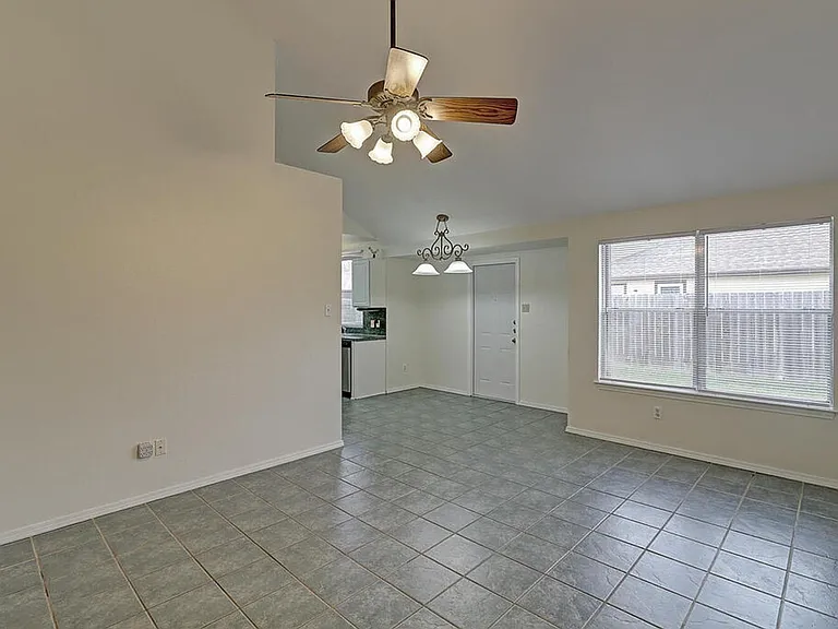 7933 Elk Dr — Photo 34