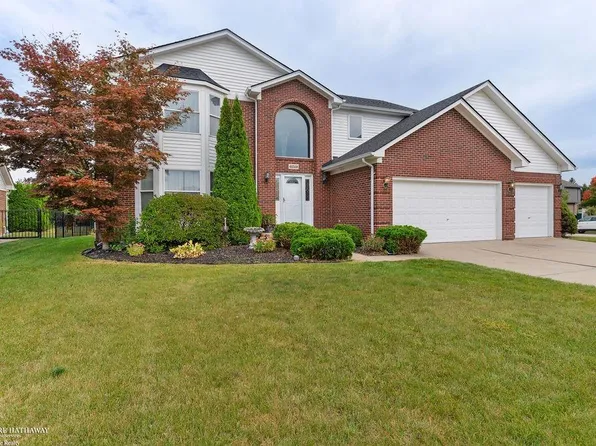 46568 Riverwoods Dr, Macomb, MI 48044