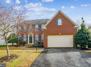 911 Strausberg St, Accokeek, MD 20607