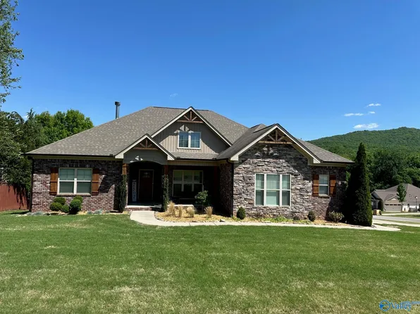 211 Blackoak Dr NE, Huntsville, AL 35811