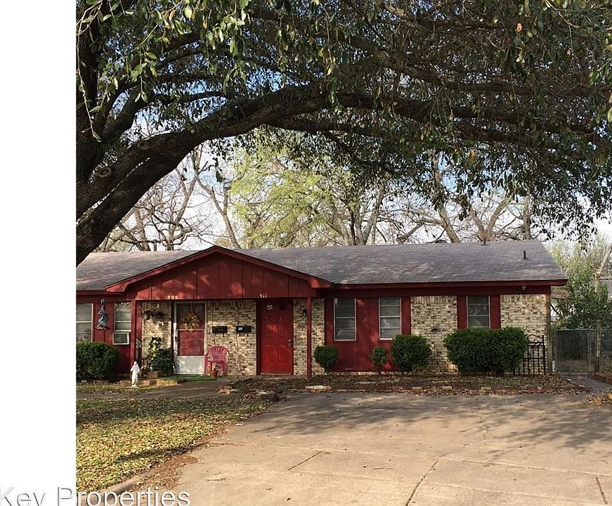 1st image of 911 Cody Ct