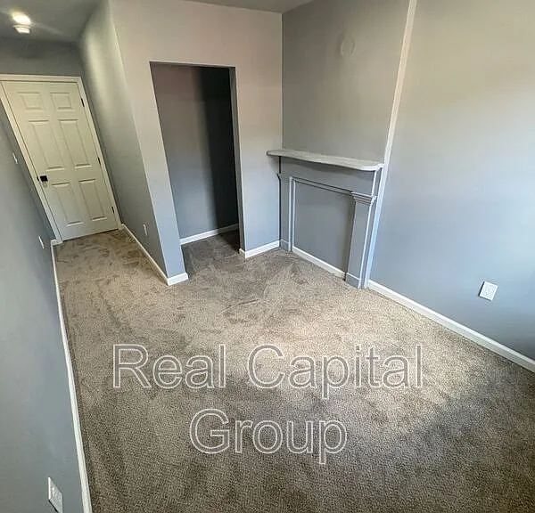 44 Alexander St #3 — Photo 6