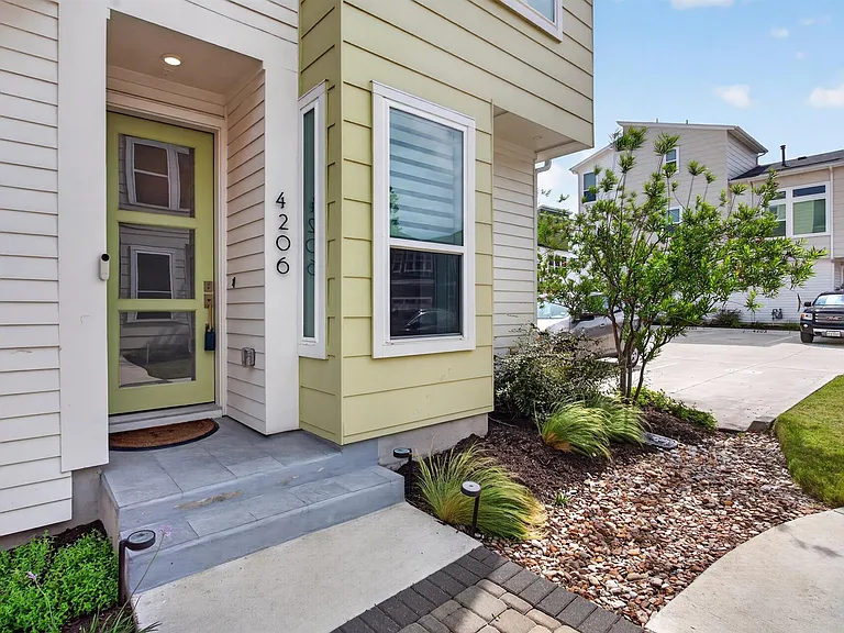 4206 Margarita St — Photo 22