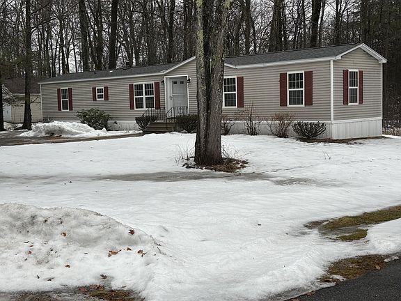 4th image of 7 Kenyann Drive