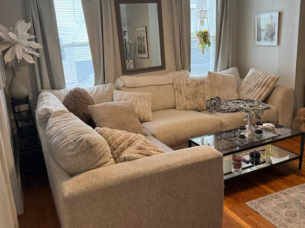 187 E Main St #1, Gloucester, MA 01930