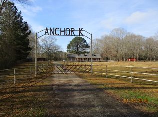 9595 Fred Clayton Rd, Lauderdale, MS 39335