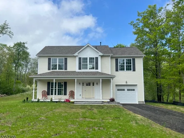 56 Anthony Rd, Lebanon Twp., NJ 08826