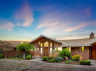 1860 Hunskor Rd, Oak Harbor, WA 98277