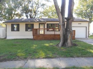 1202 N Whitney Rd, Independence, MO 64056