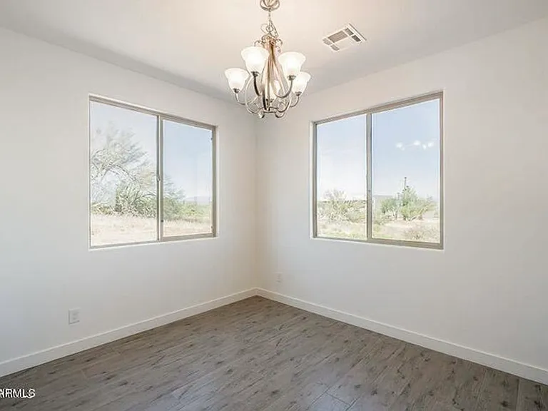16348 W Quail Run Rd — Photo 6