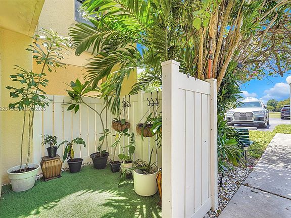 3rd image of 2811 SW 87th Ter APT 1201