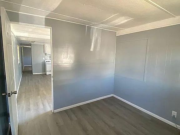 3rd image of 1920 E Florida Ave