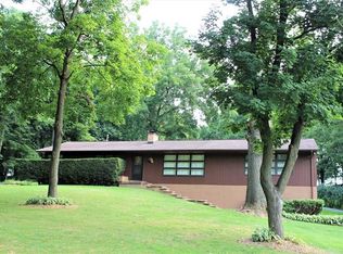 15890 Bishop Rd, Morrison, IL 61270