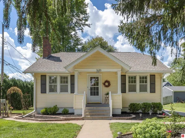 1620 N 85th St, Omaha, NE 68114