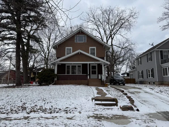 723 Ridgewood Ave, Ames, IA 50010